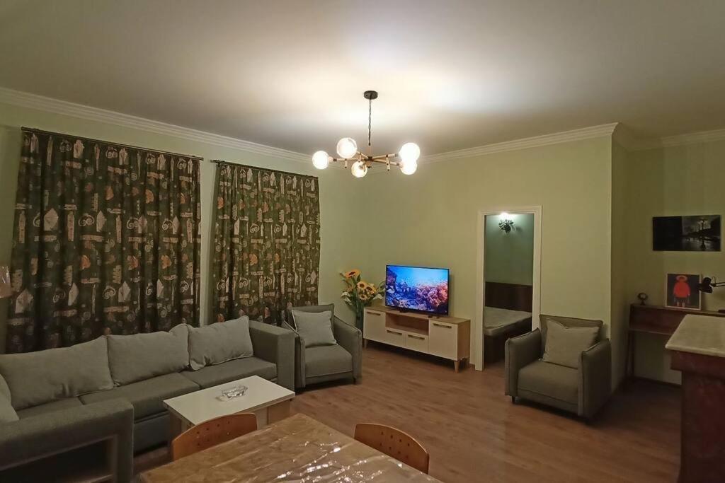 Flat 22 Apartment Tbilisi Luaran gambar